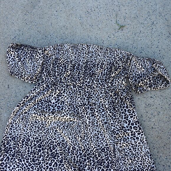 PrettyLittleThing Leopard Off Shoulder Maxi Dress w/ Thigh Slit | Size 12 - Picture 7 of 16